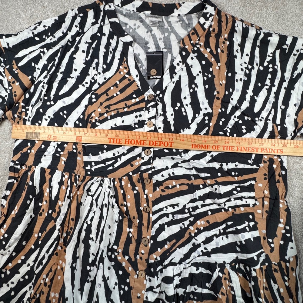 Avenue Womens Plus 22/24 Zebra Animal Print Tiered Button Down Tunic Top NWT - Picture 6 of 7